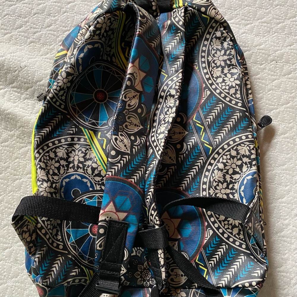 Kavu Backpack - Picture 3 of 5